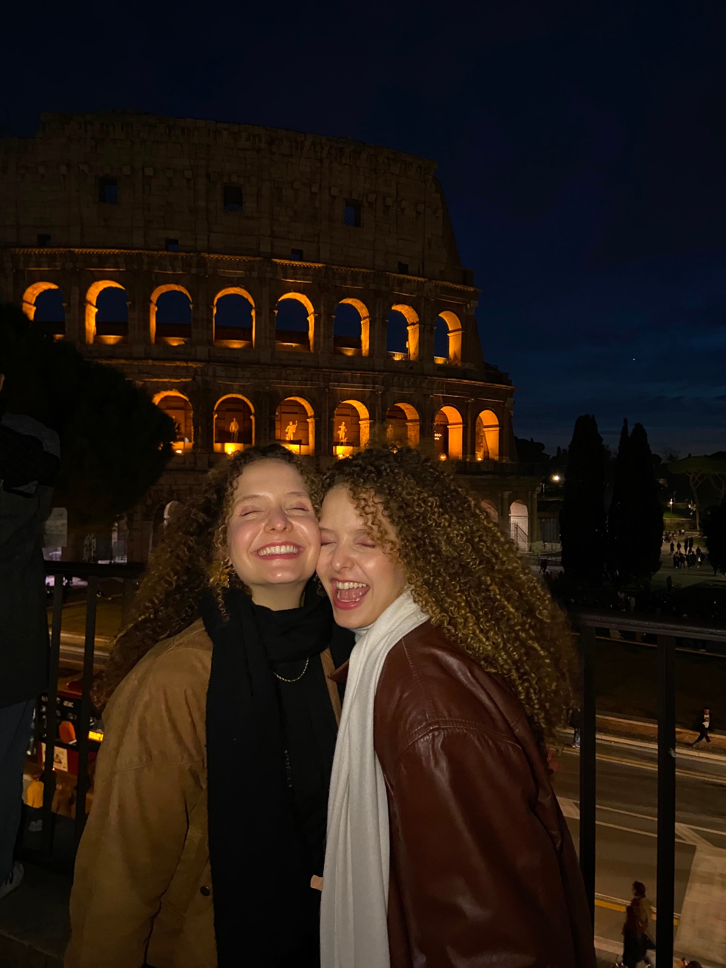 roma à noite ♡
