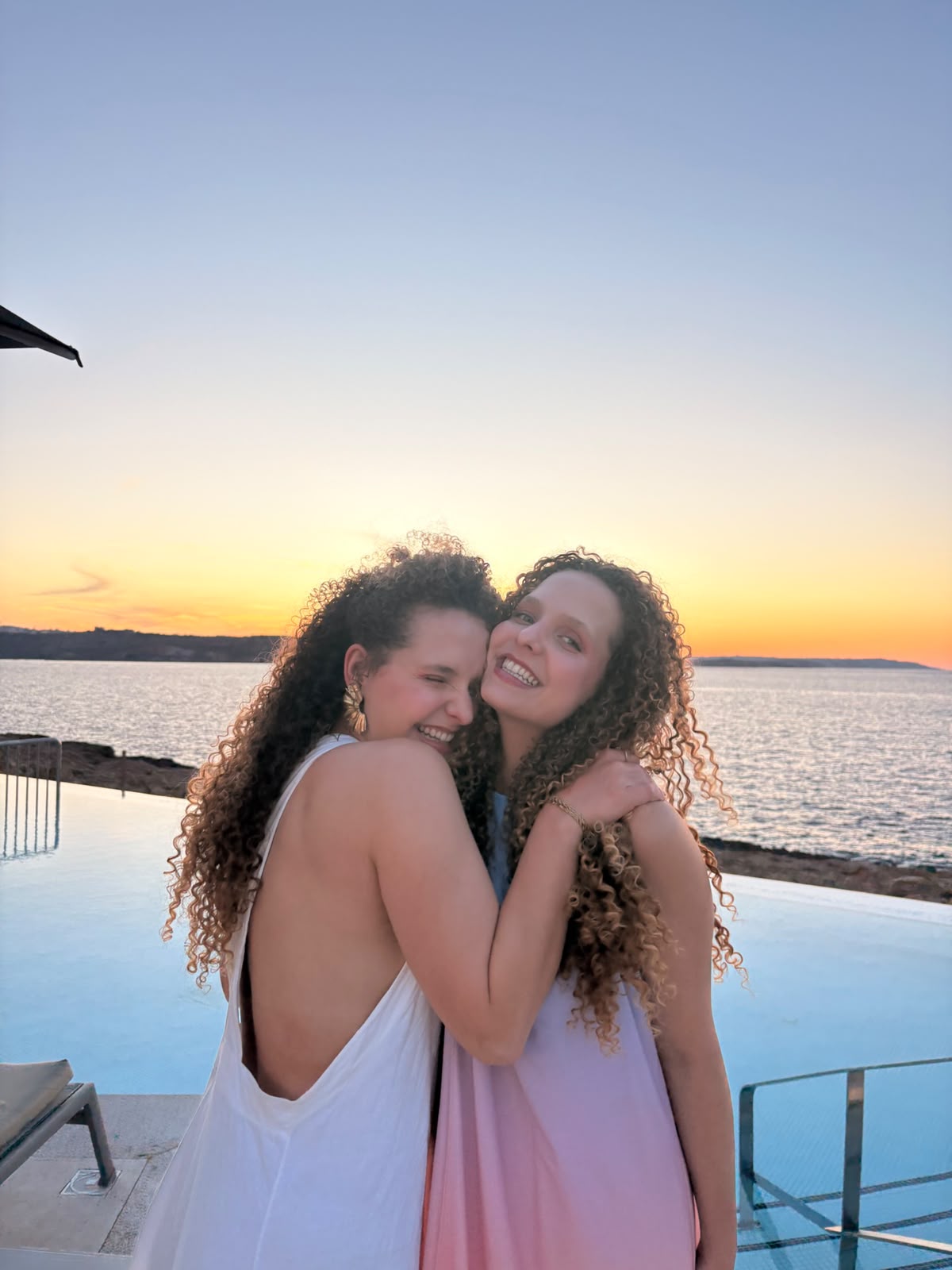 Isabela e Isadora — Gêmeas pelo Mundo